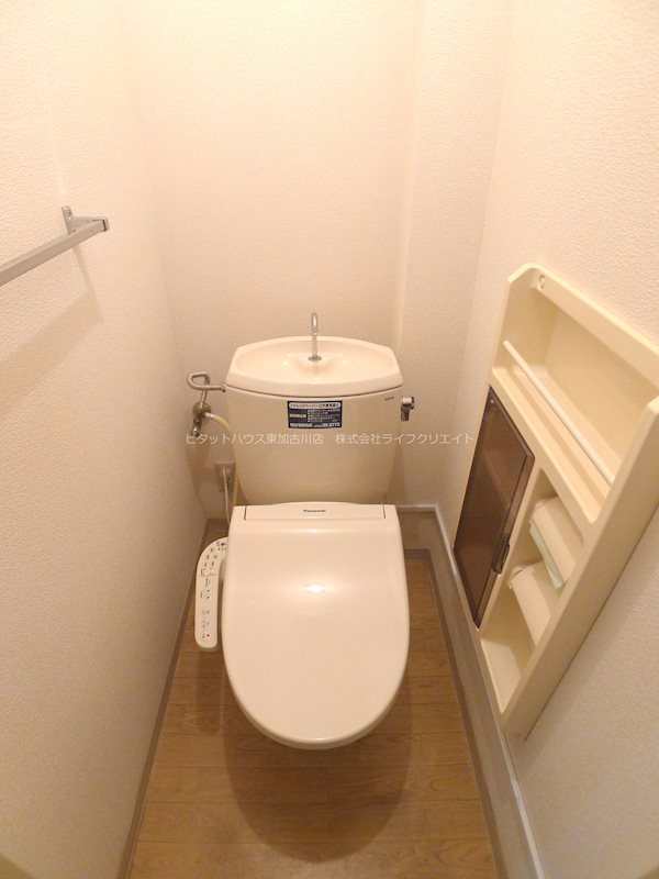 トイレ　写真は別室