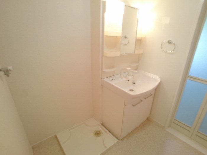 洗面設備　こちらの物件はMODE不動産なら割引対象の１部屋です。