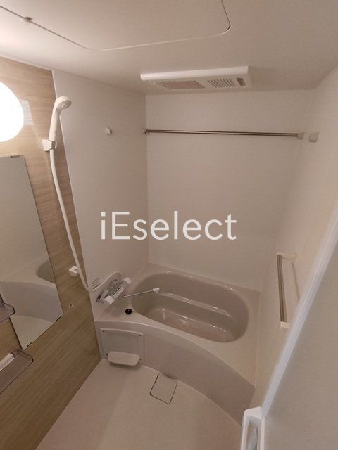 バス・シャワールーム　浴室乾燥機付き