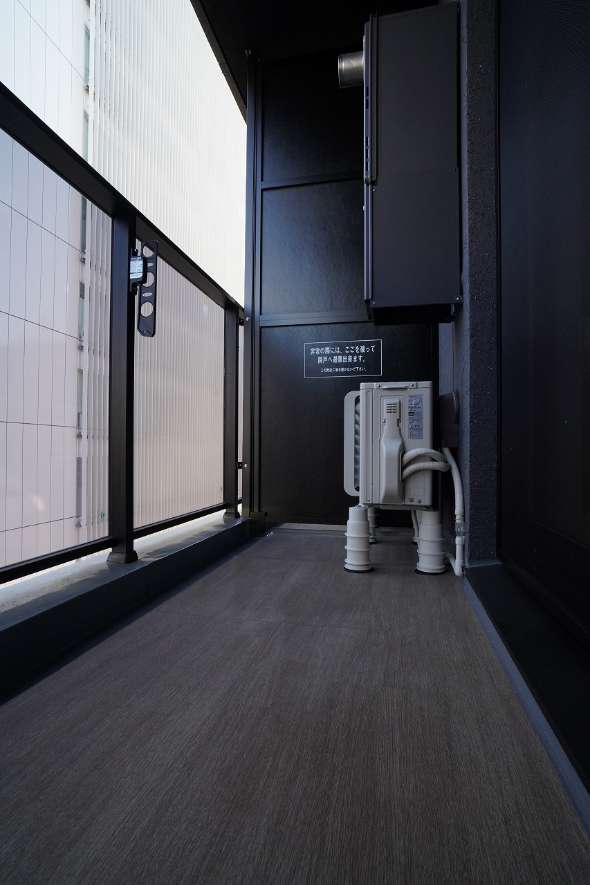 バルコニー　バルコニー