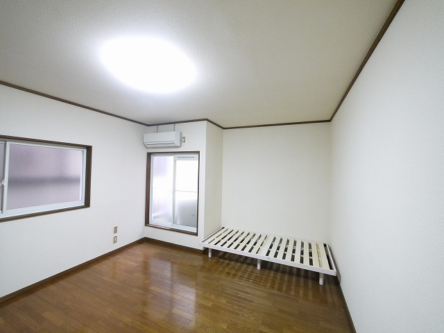 居室・リビング　居間です