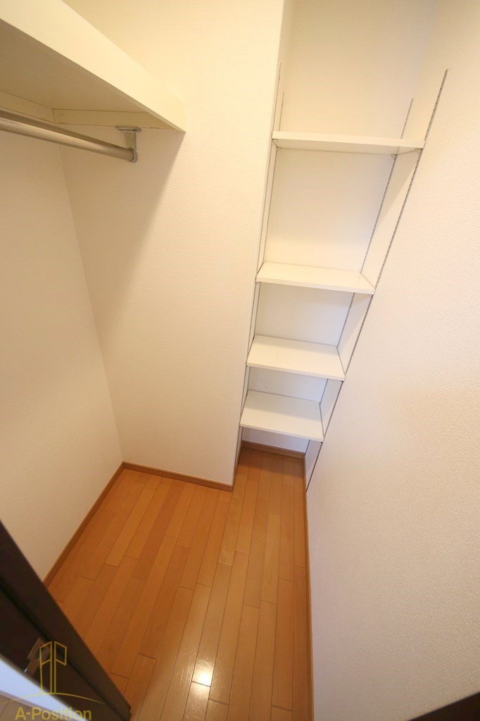 収納　ディナスティ玉造