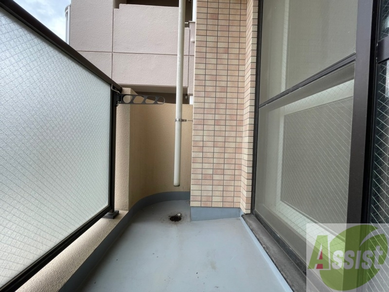 バルコニー　バルコニーです。天気の良い日には外干しができます！