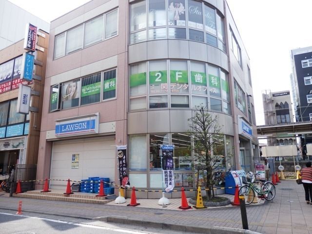 コンビニ　ローソン（コンビニ）まで210m