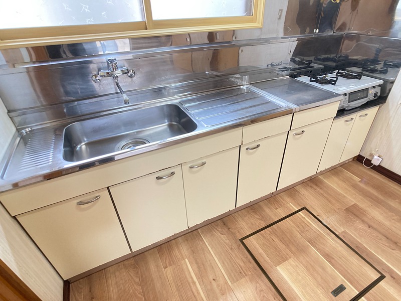 キッチン　別棟参照