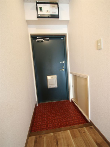 玄関　玄関　シューズボックス完備