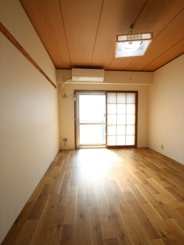 居室・リビング　6帖洋室