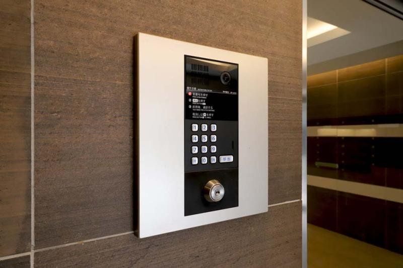 エントランス　エントランス