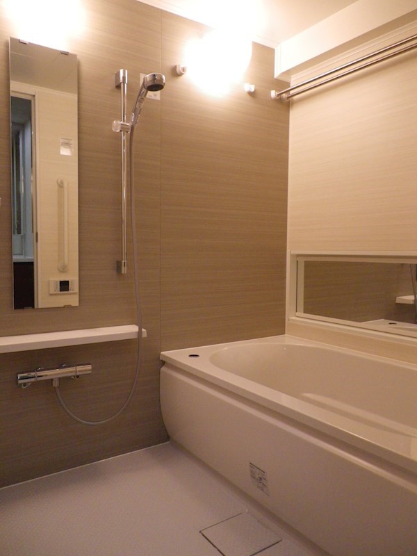 バス・シャワールーム