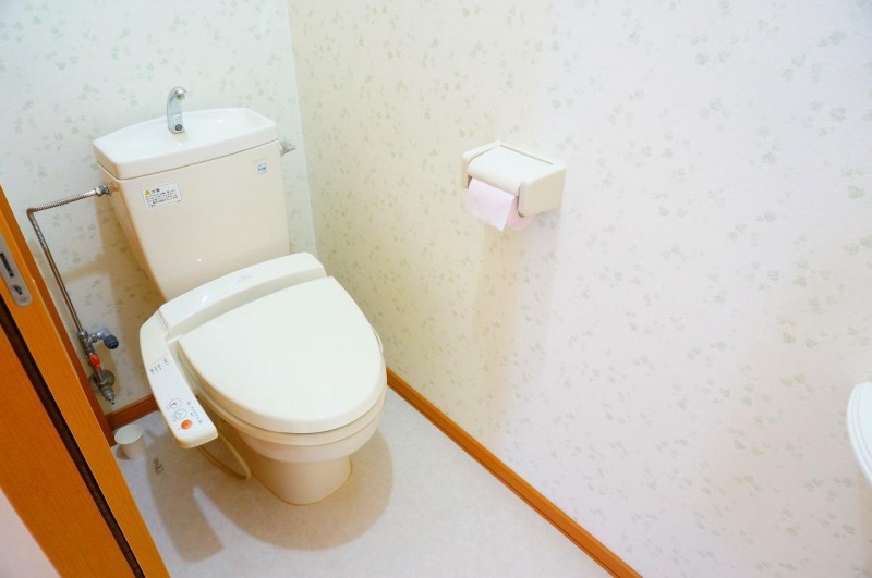 トイレ　トイレ