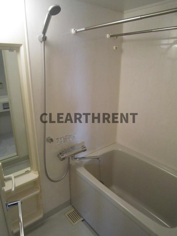 バス・シャワールーム　同タイプ別住戸写真となります。現況と異なる場合がございます。