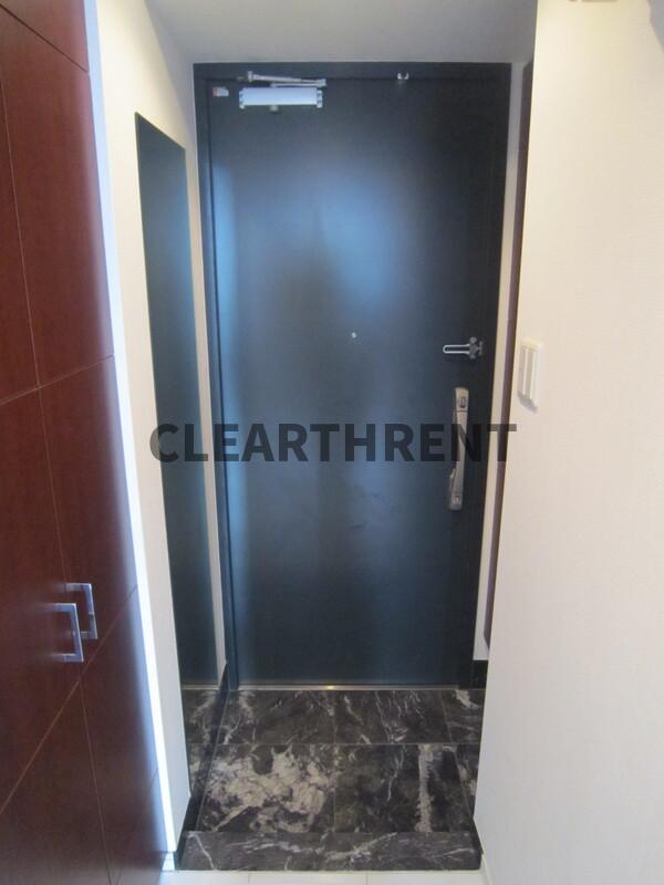 玄関　同タイプ別住戸写真となります。現況と異なる場合がございます。