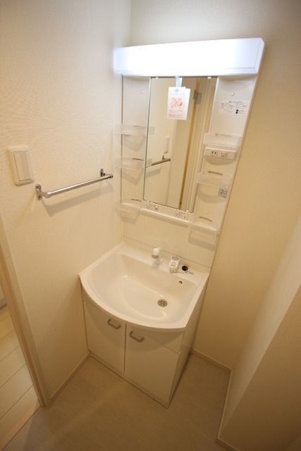 洗面設備　嬉しい独立洗面台