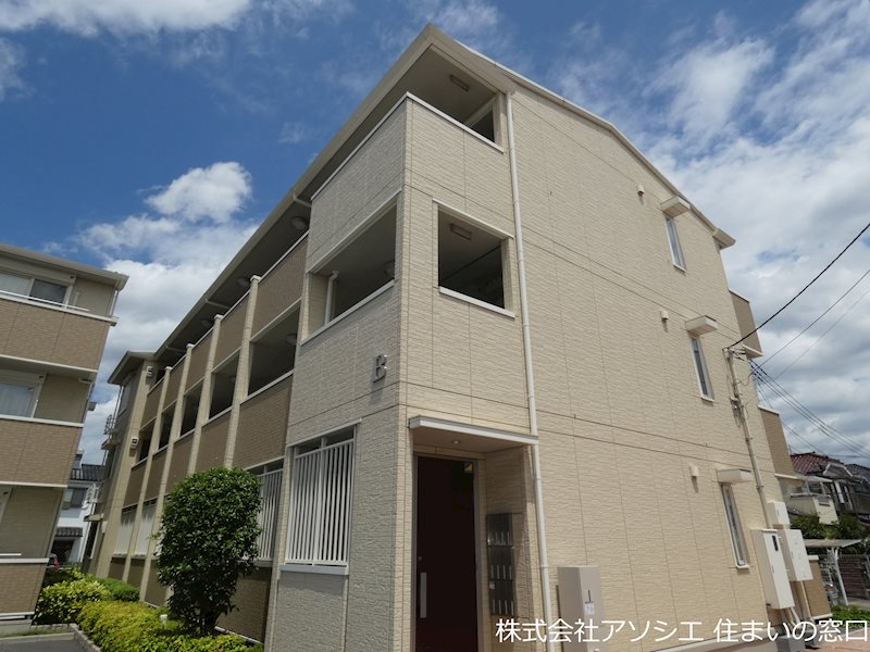 建物外観　アルバ・グラートのご紹介は住いの窓口アソシエにお任せ下さい。