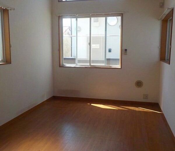 居室・リビング　洋室