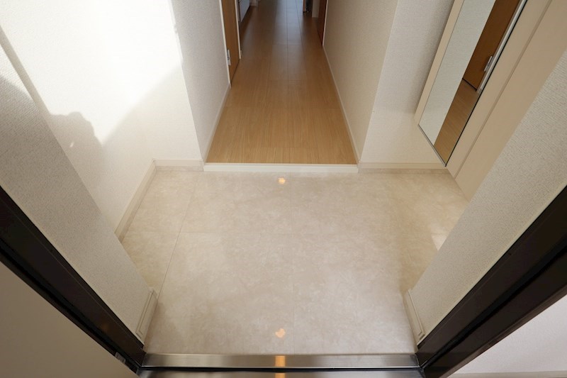 玄関　～別号室の写真使用中～