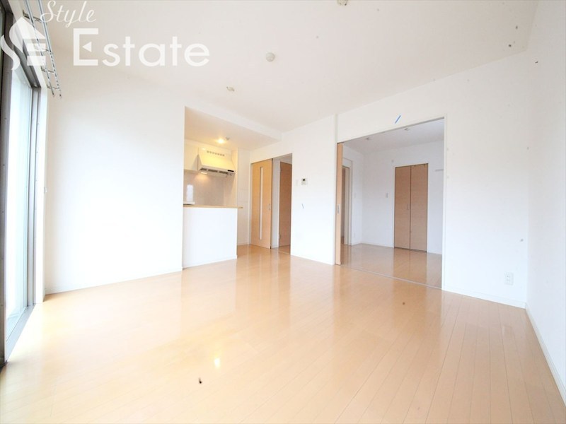 居室・リビング　内装