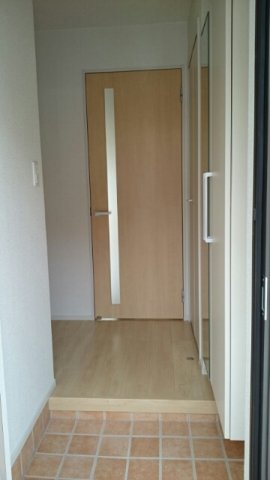 玄関　ゆったりとした玄関です