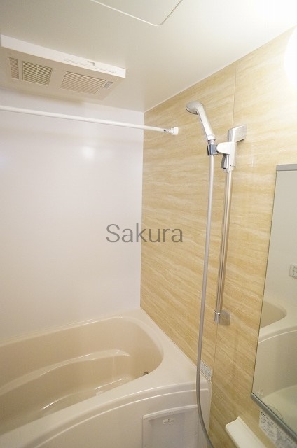 バス・シャワールーム　日々の疲れを癒すお風呂です♪