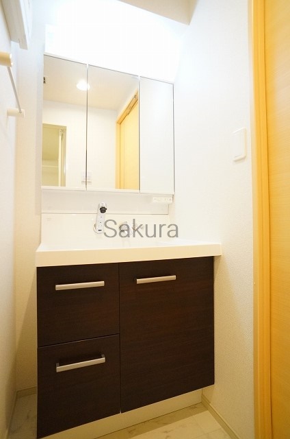 洗面設備　忙しい朝には欠かせない洗面所です♪