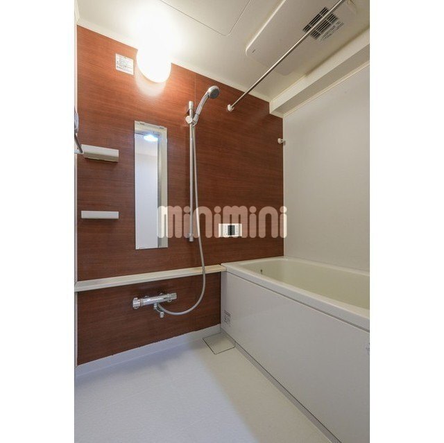 バス・シャワールーム　別部屋参考写真