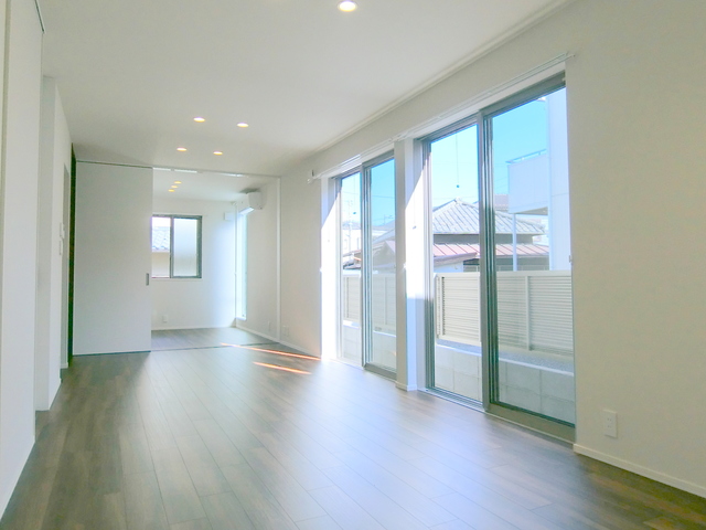 居室・リビング　★14.7帖の開放的なリビング★