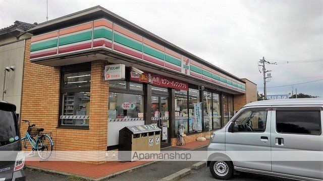 コンビニ　セブンイレブン（コンビニ）まで750m