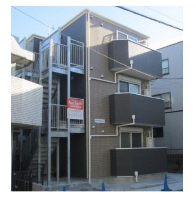 建物外観　広角撮影のため、実際の見え方とは異なります。