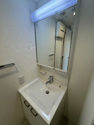 洗面設備　忙しい朝には欠かせない洗面所です