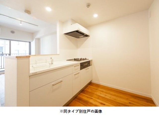 キッチン　※写真は同タイプ住戸です。