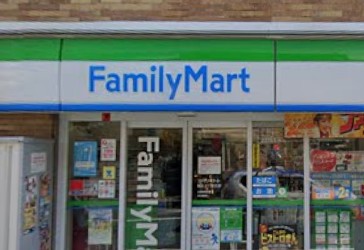 コンビニ　ファミリーマート 向丘二丁目北店（コンビニ）まで224m