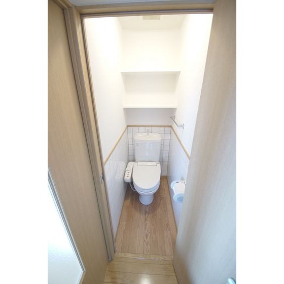 トイレ　同タイプの別部屋写真