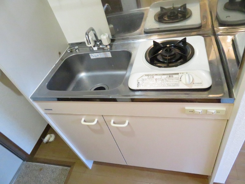 キッチン　※別部屋参考写真