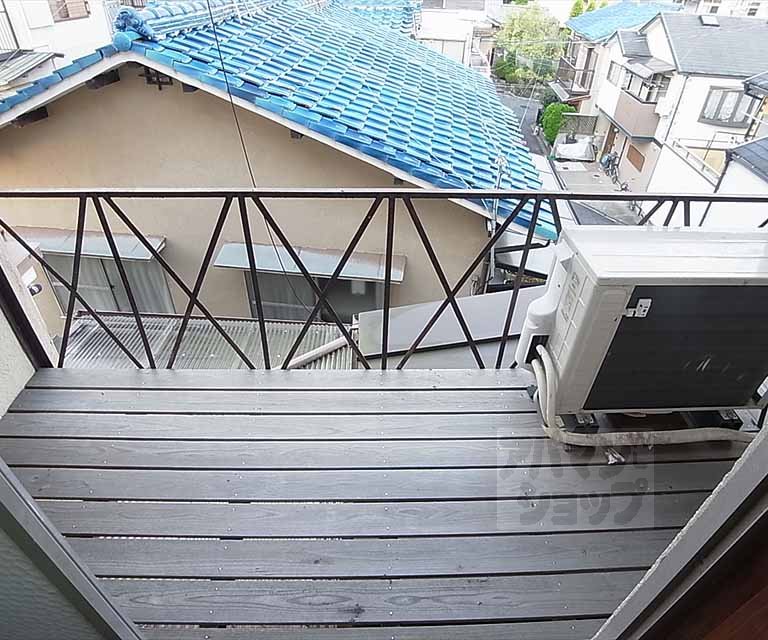 バルコニー　物干しスペース