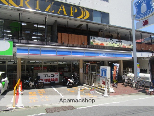 コンビニ　ローソン（コンビニ）まで421m