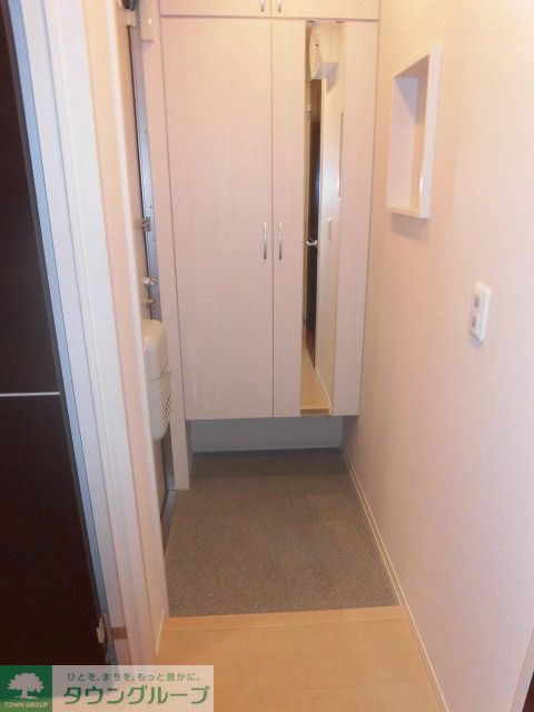 玄関　広々とした玄関です