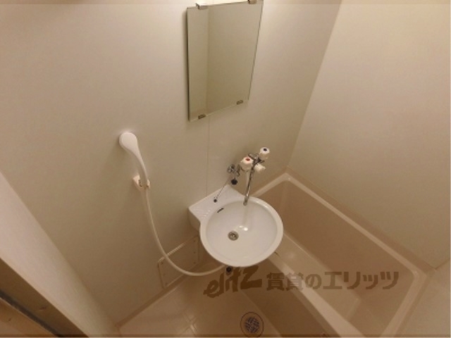 バス・シャワールーム　バス