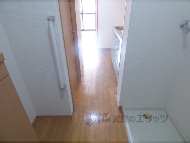 その他部屋・スペース　廊下