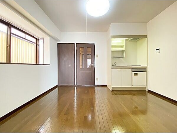 居室・リビング　名古屋で一番初期費用の安い賃貸専門の不動産会社です(^^)