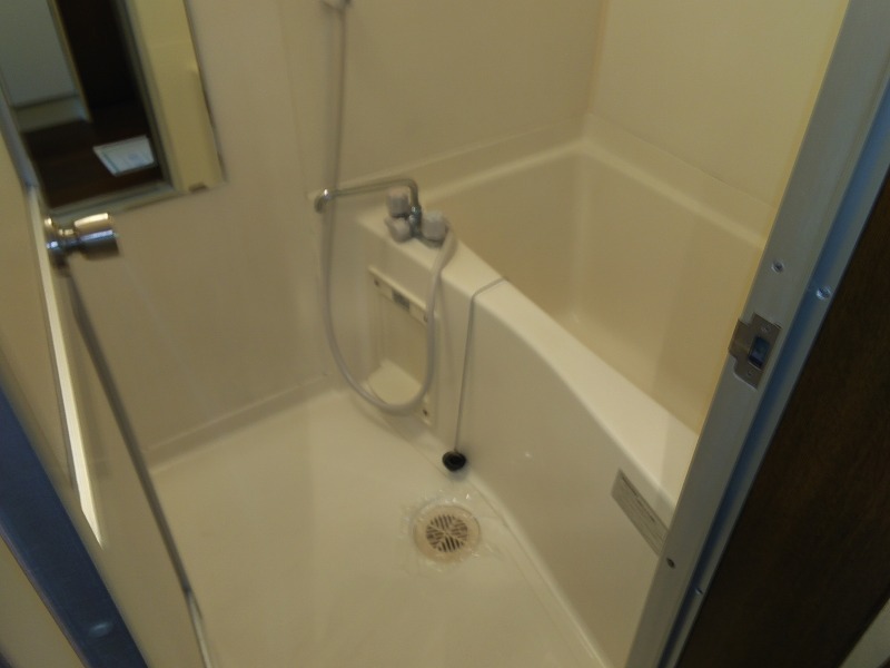 バス・シャワールーム　バス