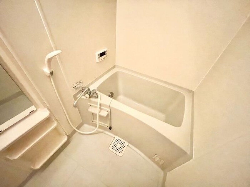 バス・シャワールーム　図面と現状に相違がある場合には現状を優先