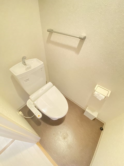 トイレ　シンプルで使いやすいトイレです