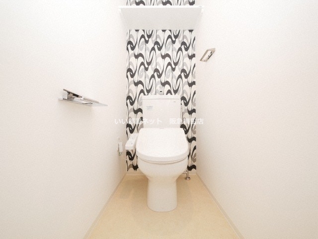 トイレ　※同仕様写真となります。