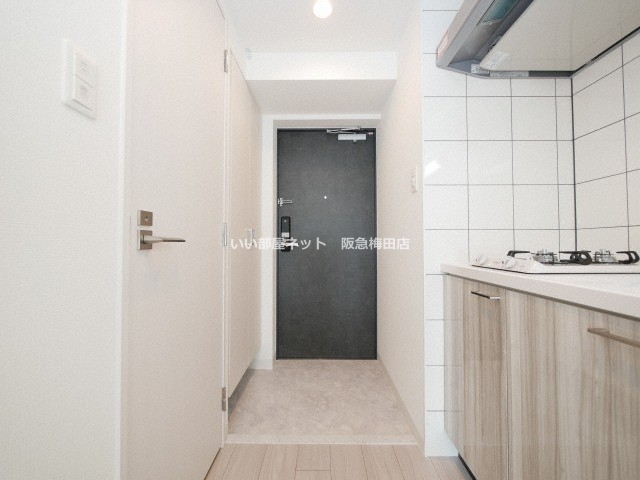 玄関　※同仕様写真となります。