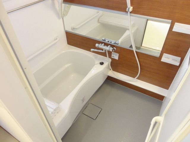 バス・シャワールーム　★追い焚きバス★