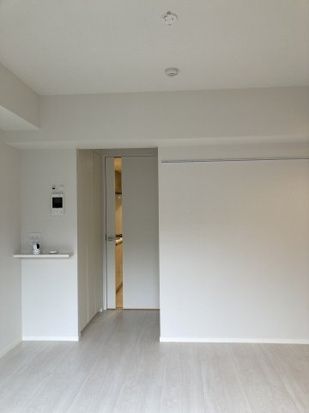 居室・リビング　☆明るい洋室☆