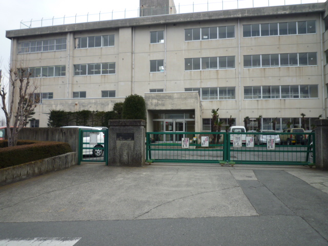 小学校　渋川市立豊秋小学校（小学校）まで643m