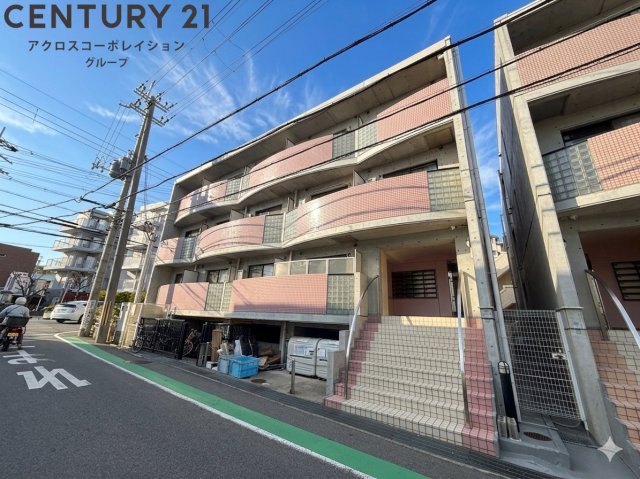 建物外観　オートロック完備で安心のセキュリティ♪