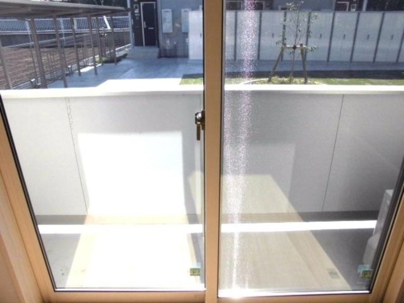 バルコニー　図面と現状に相違がある場合には現状を優先