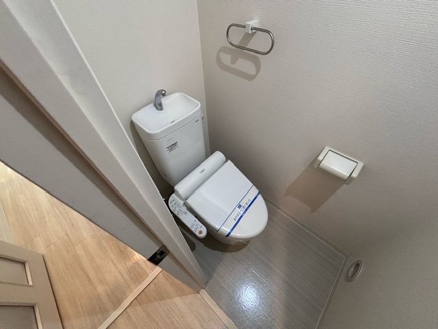 トイレ　※同施工会社のイメージ写真※